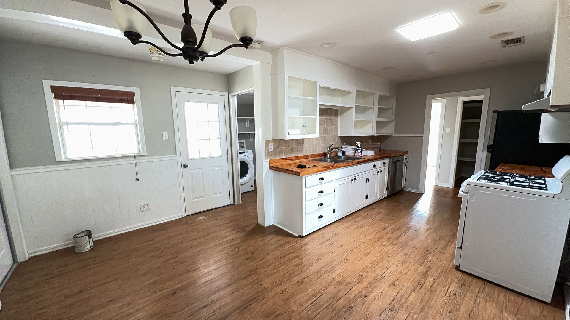 3 bedroom house! – photo 3