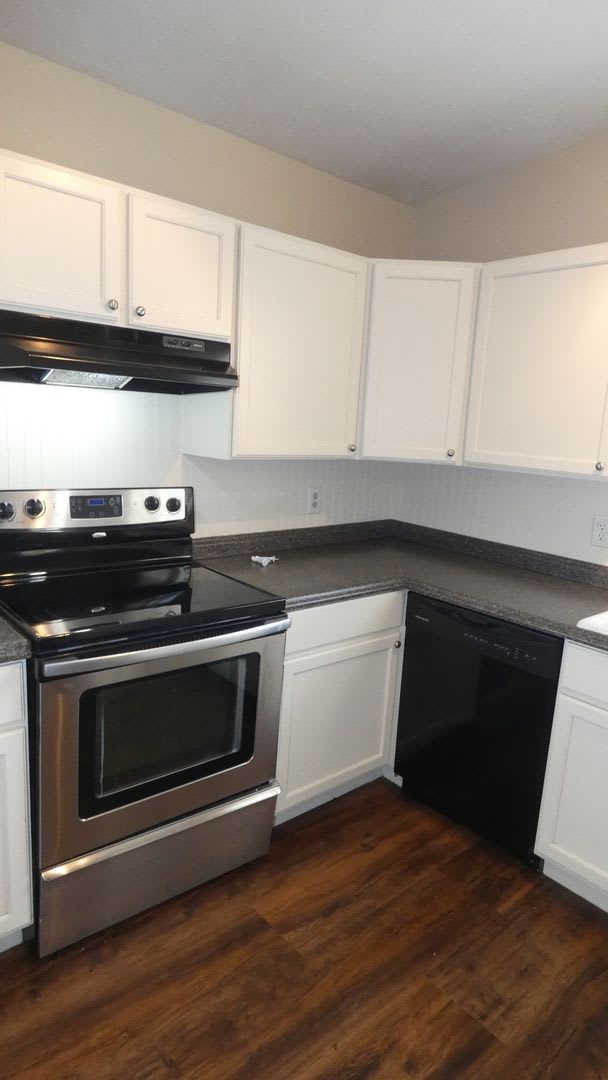 2512 SW 39th St. – photo 5