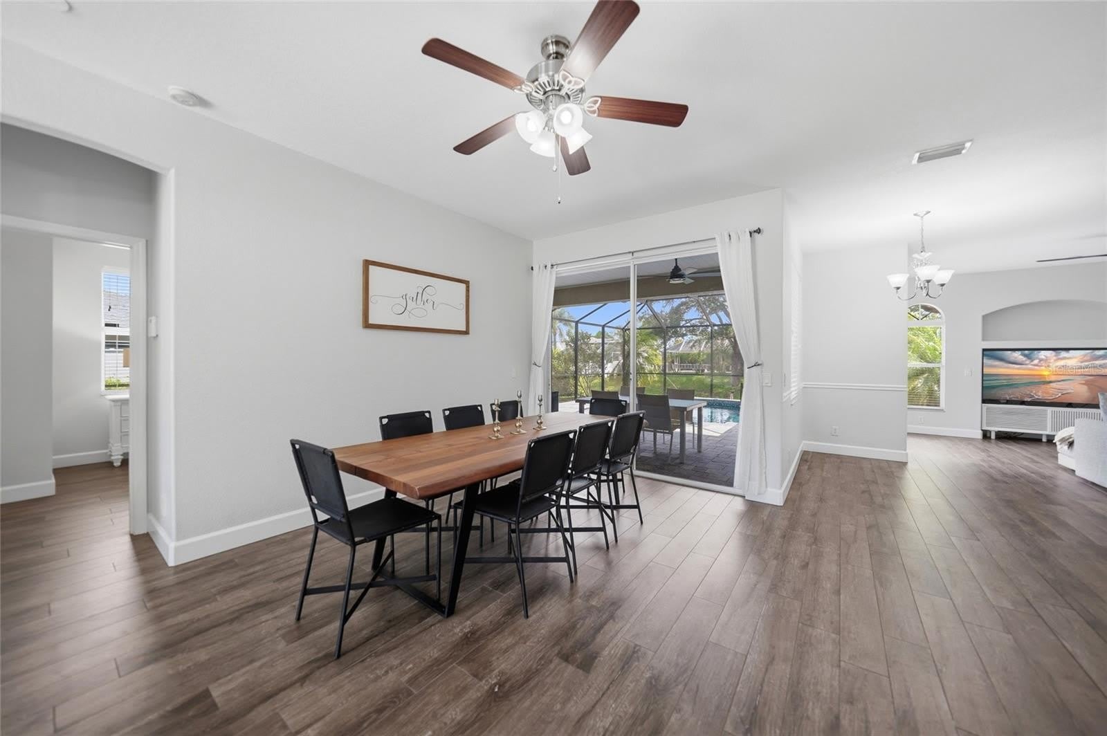 2880 VOGLER Lane – photo 5