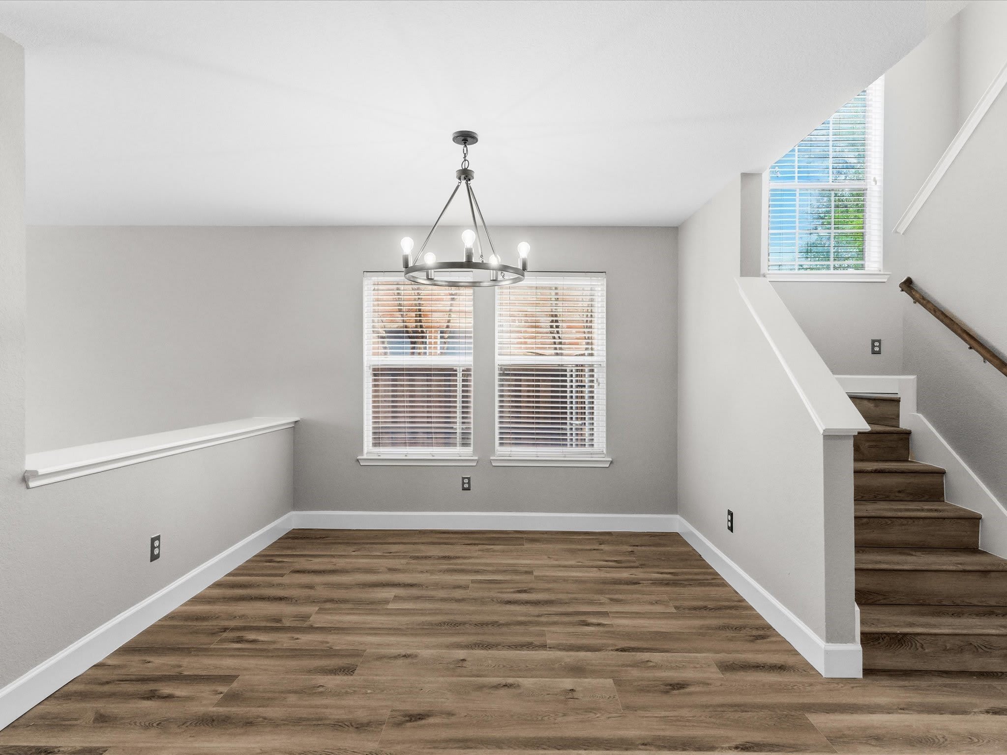 1316 Hunter Lane – photo 5