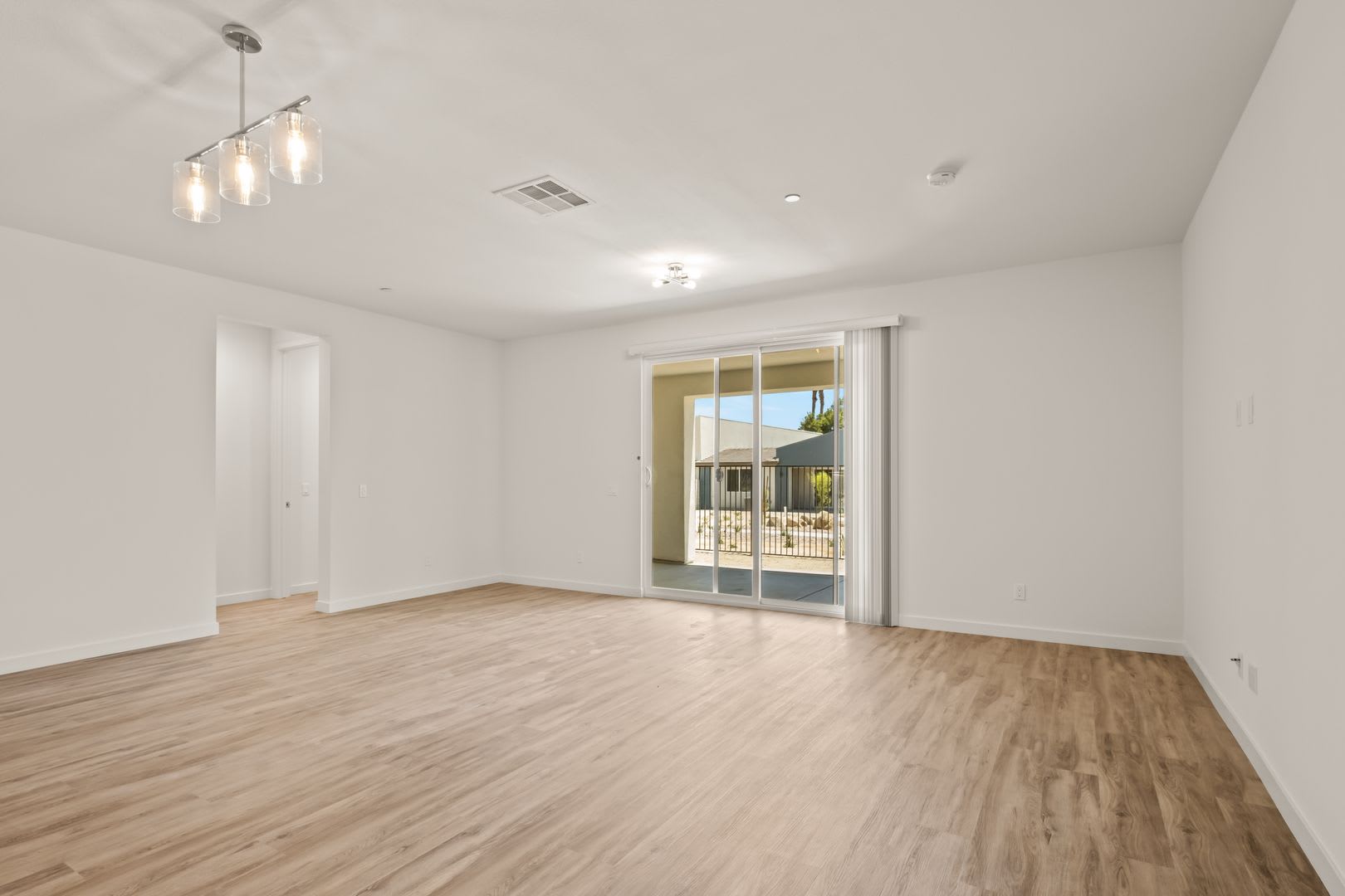 New Home in Gated Indian Palm Country Club – photo 4