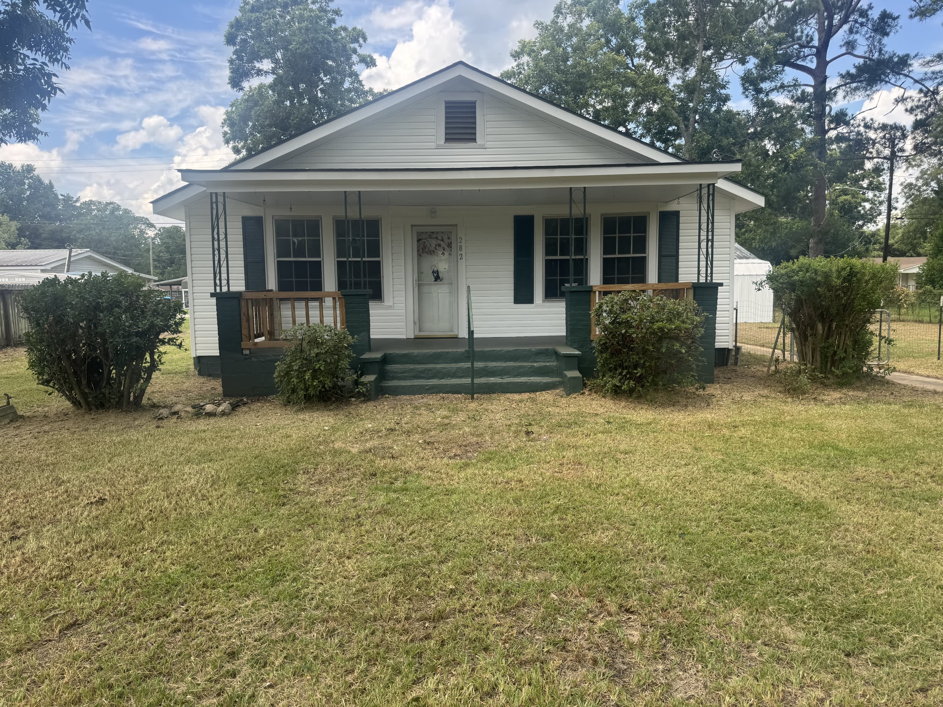 282 Central Street – photo 3