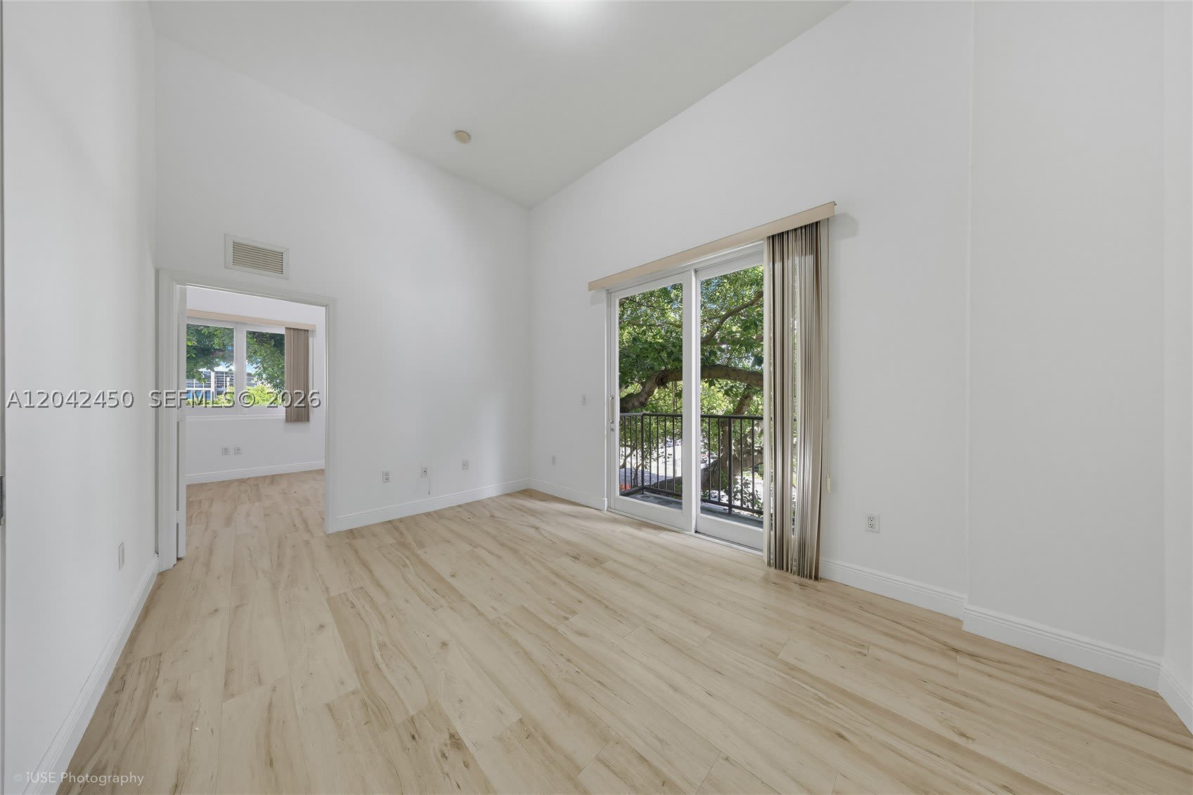 2701 SW 3rd Ave – photo 3