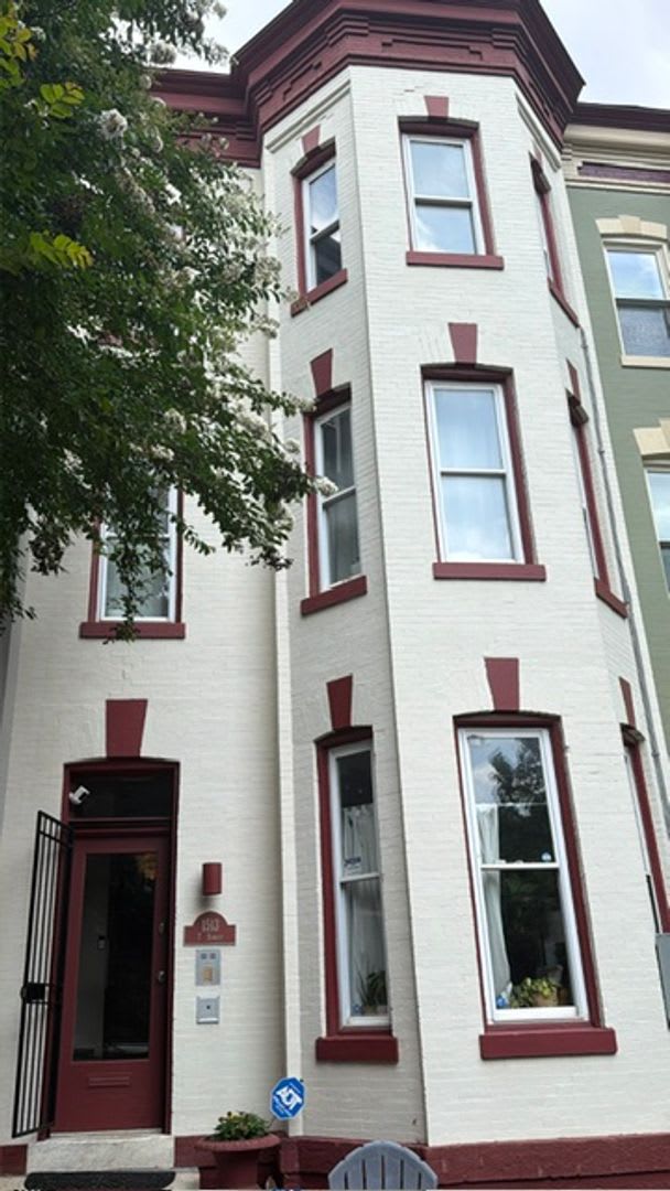 1513 T St NW – photo 1