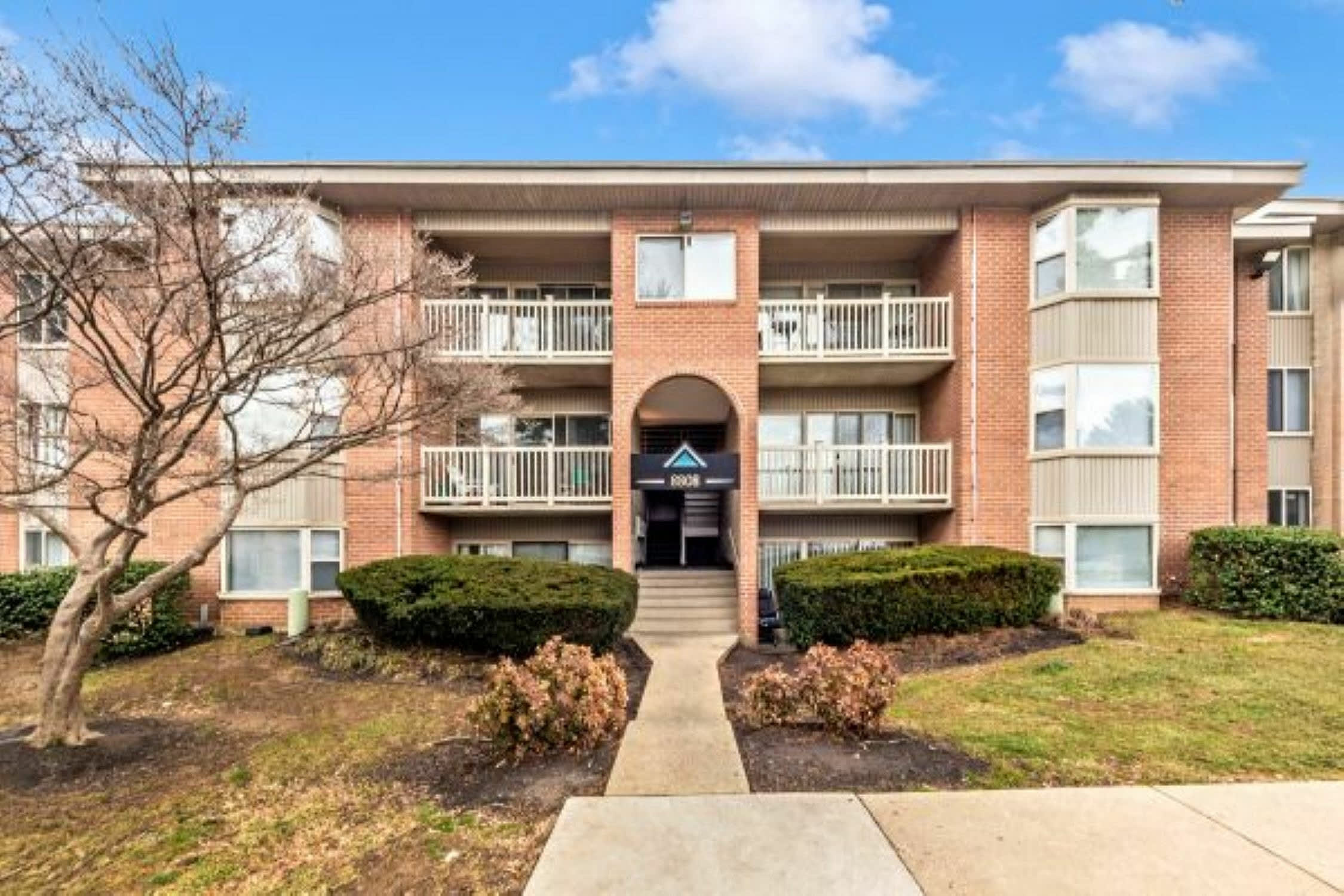 Arden Pointe Apartments – photo 2