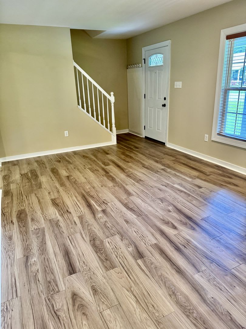Charming 4 Bedroom 2 Bathroom Cape Cod Located In The Highly Sought After Midlothian Area Of Chesterfield County – photo 3