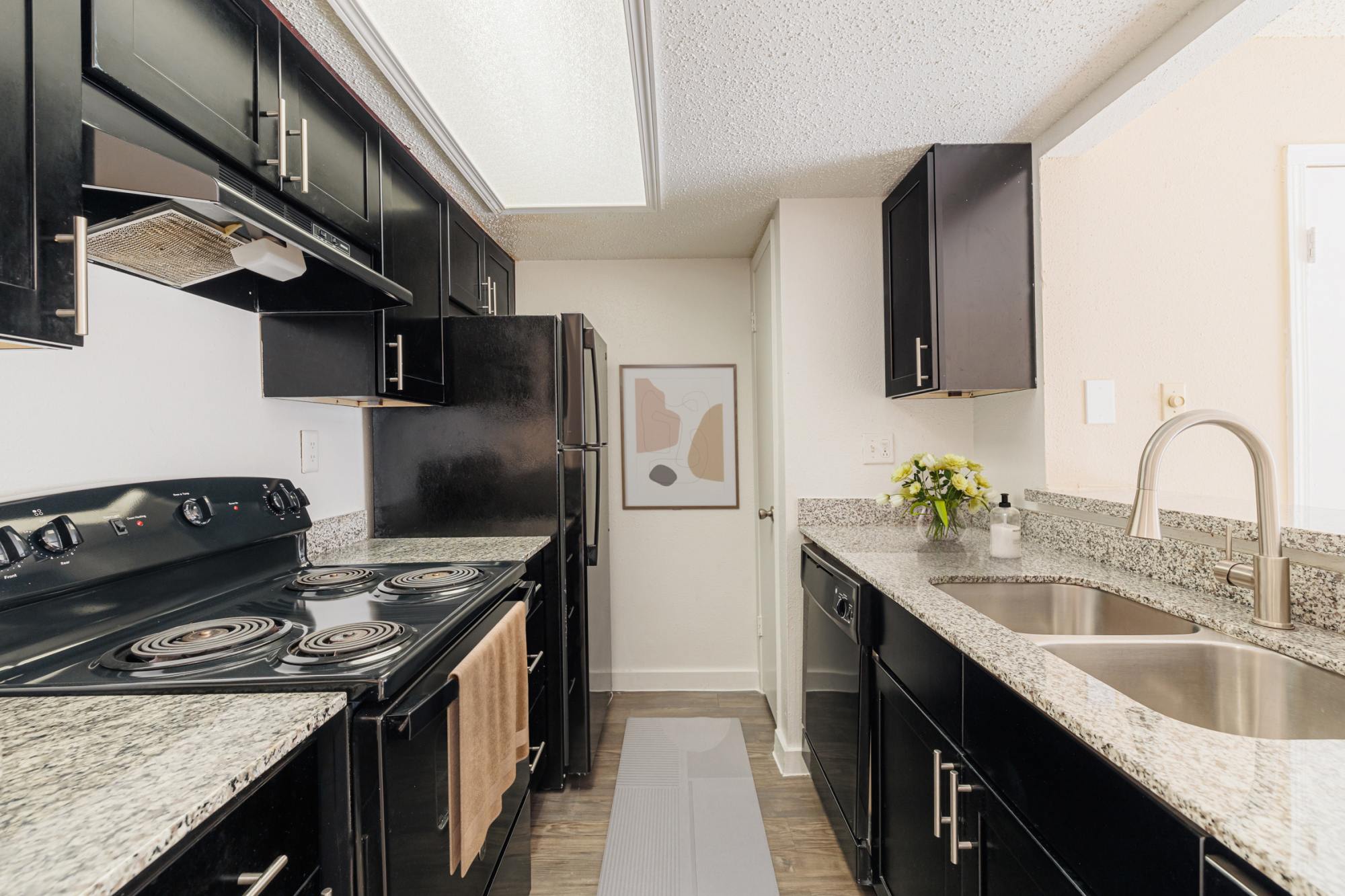 High Point Village Apartments – photo 3