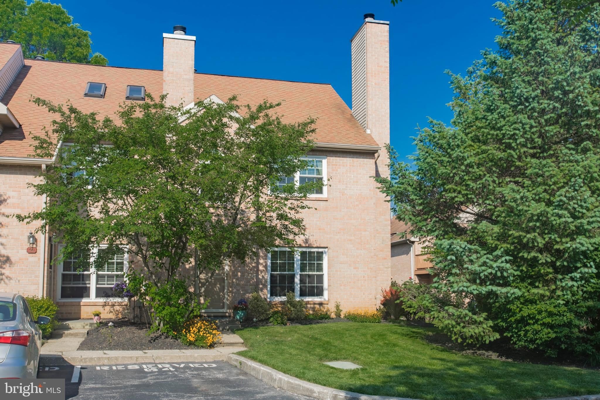 37 RAMPART Drive – photo 2