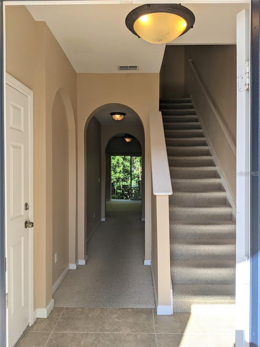 10272 PARK COMMONS Drive – photo 3