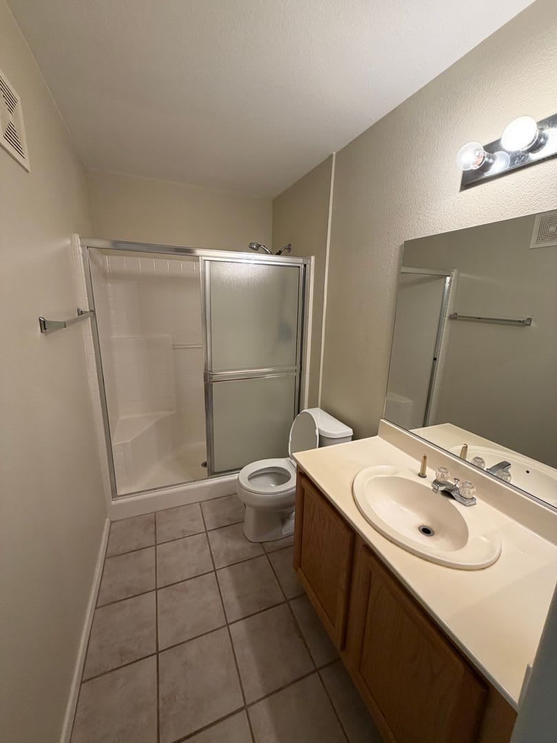 Charming 2 bedroom 2 bathroom condo – photo 5