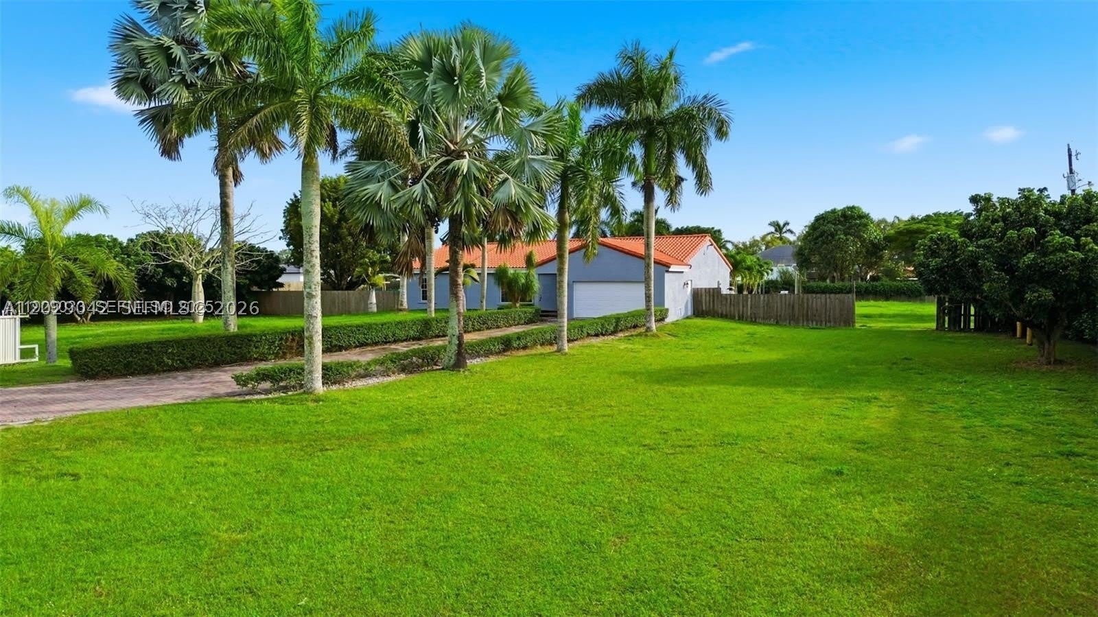 21080 SW 242nd St – photo 4