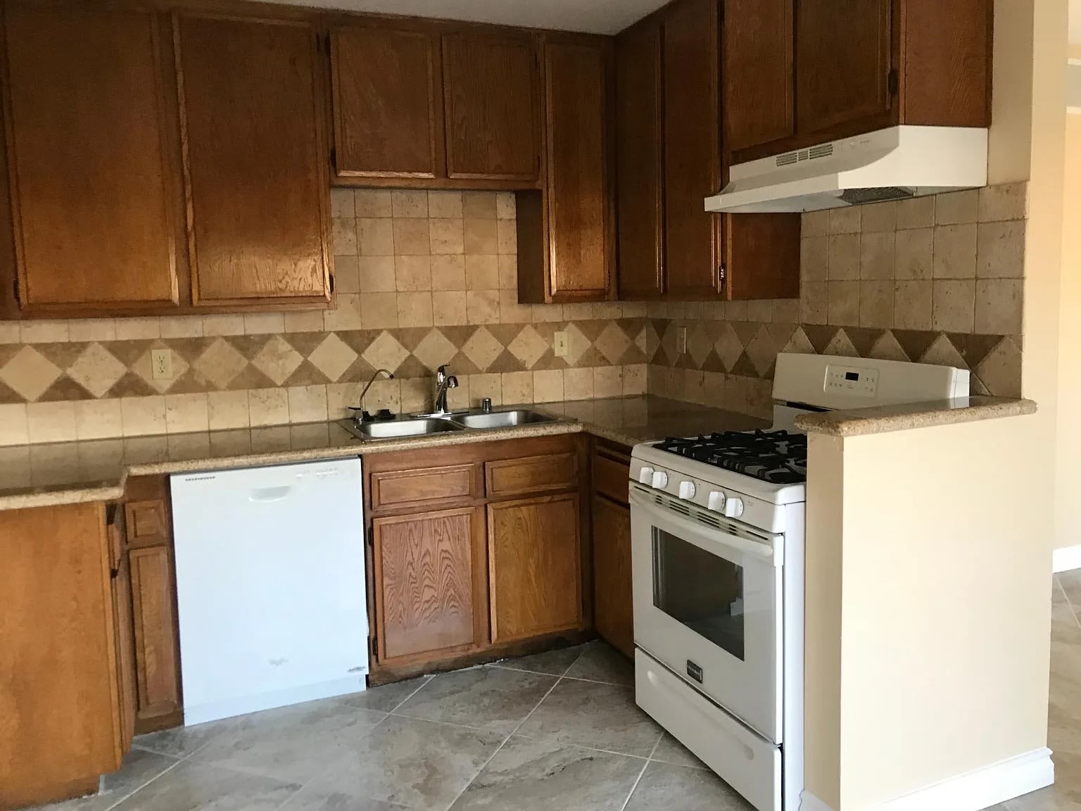 412 Clay Avenue 1 – photo 2