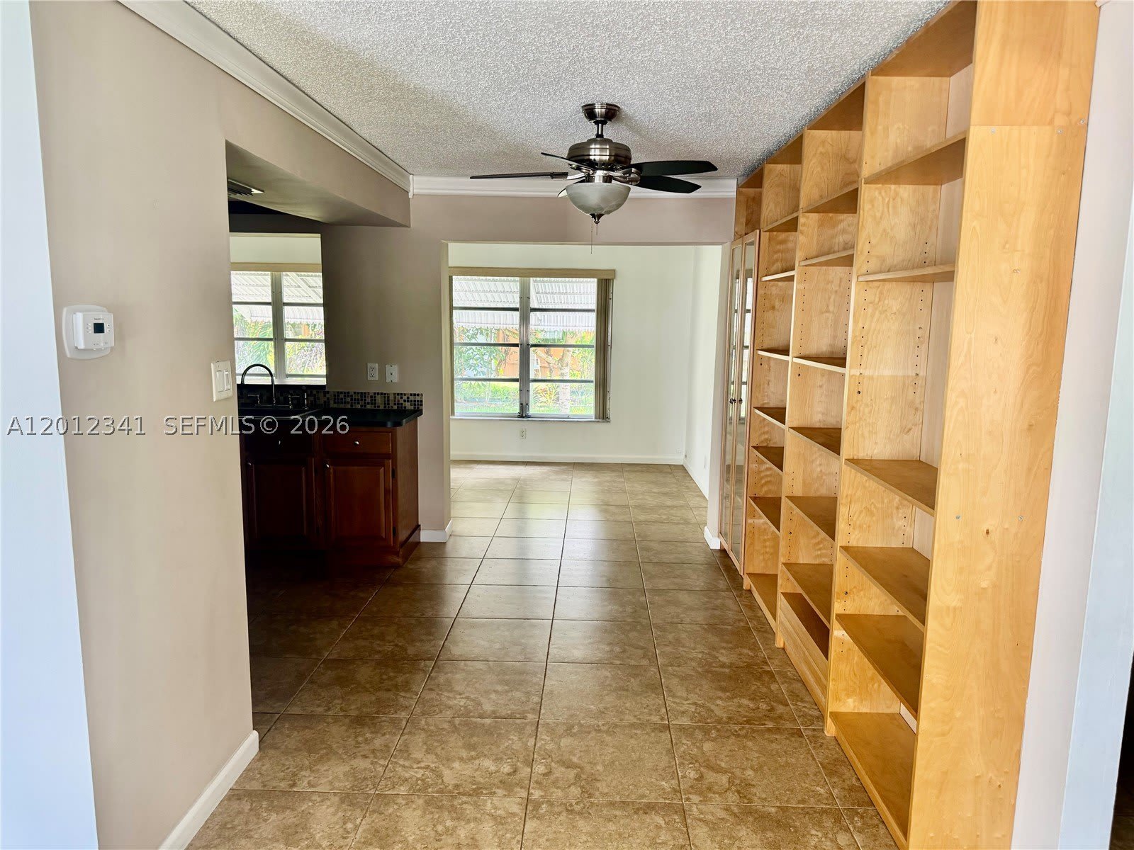 1010 NW 72nd Ter – photo 2