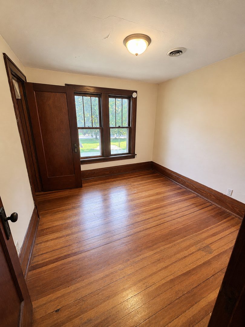 Charming 3 Bedroom 1 Bath Home in Owatonna – photo 4