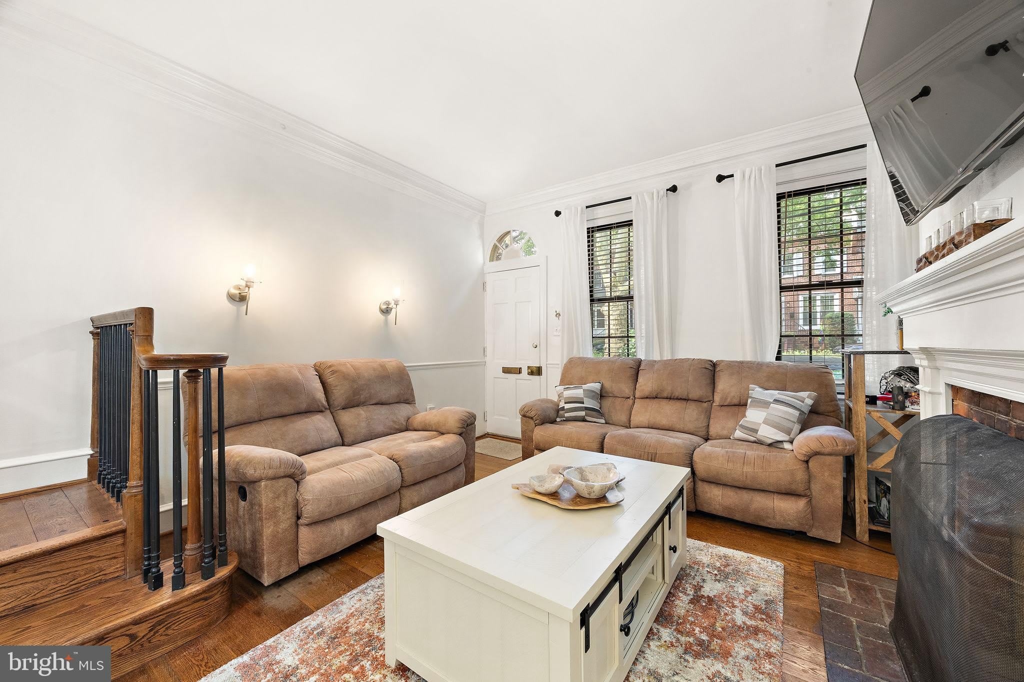 925 LOVERING Avenue – photo 4