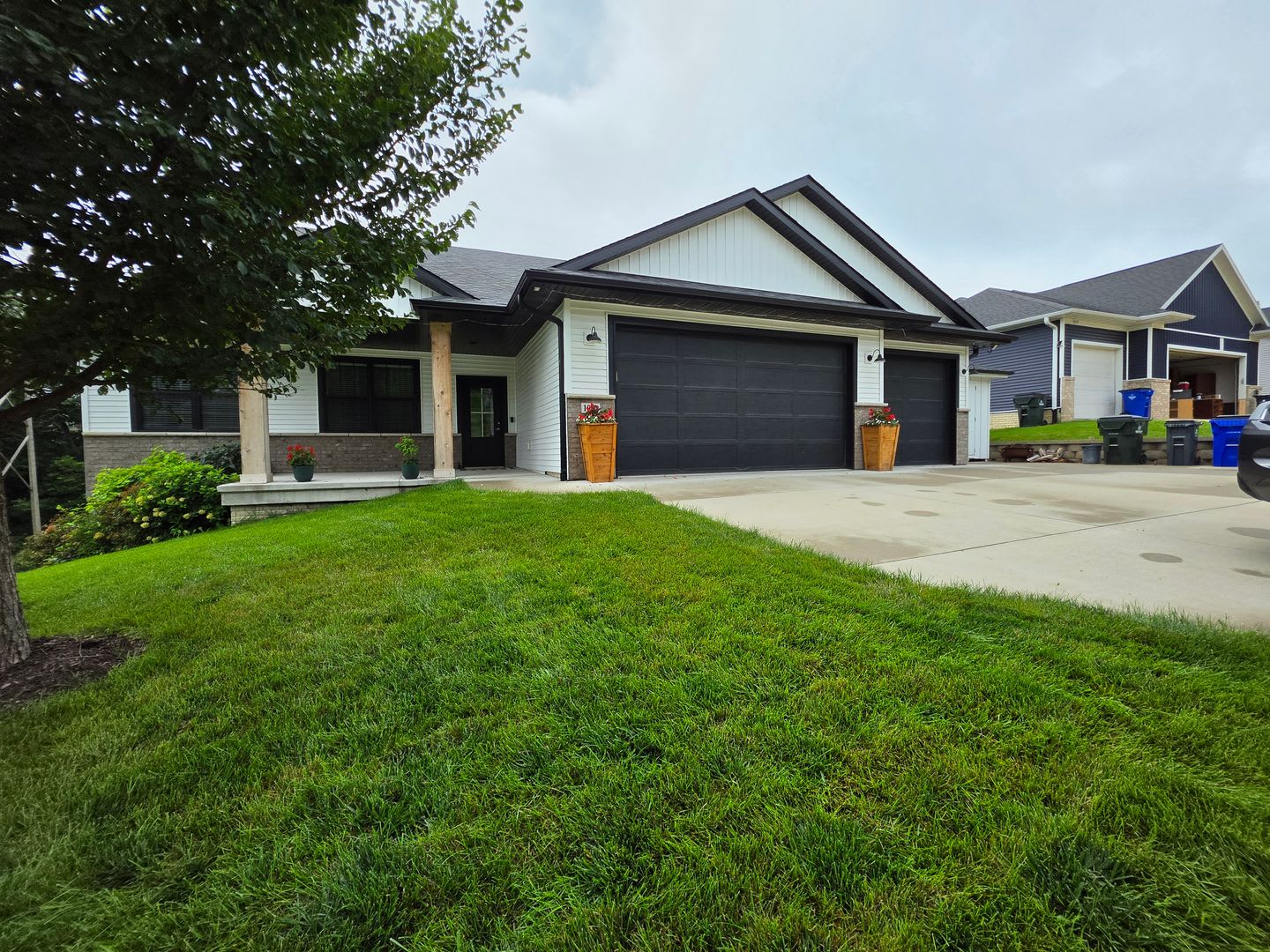 NW 5 Bedroom 3 Bath 3 Stall Garage Newer Home Built in 2021 Ready Now! – photo 3