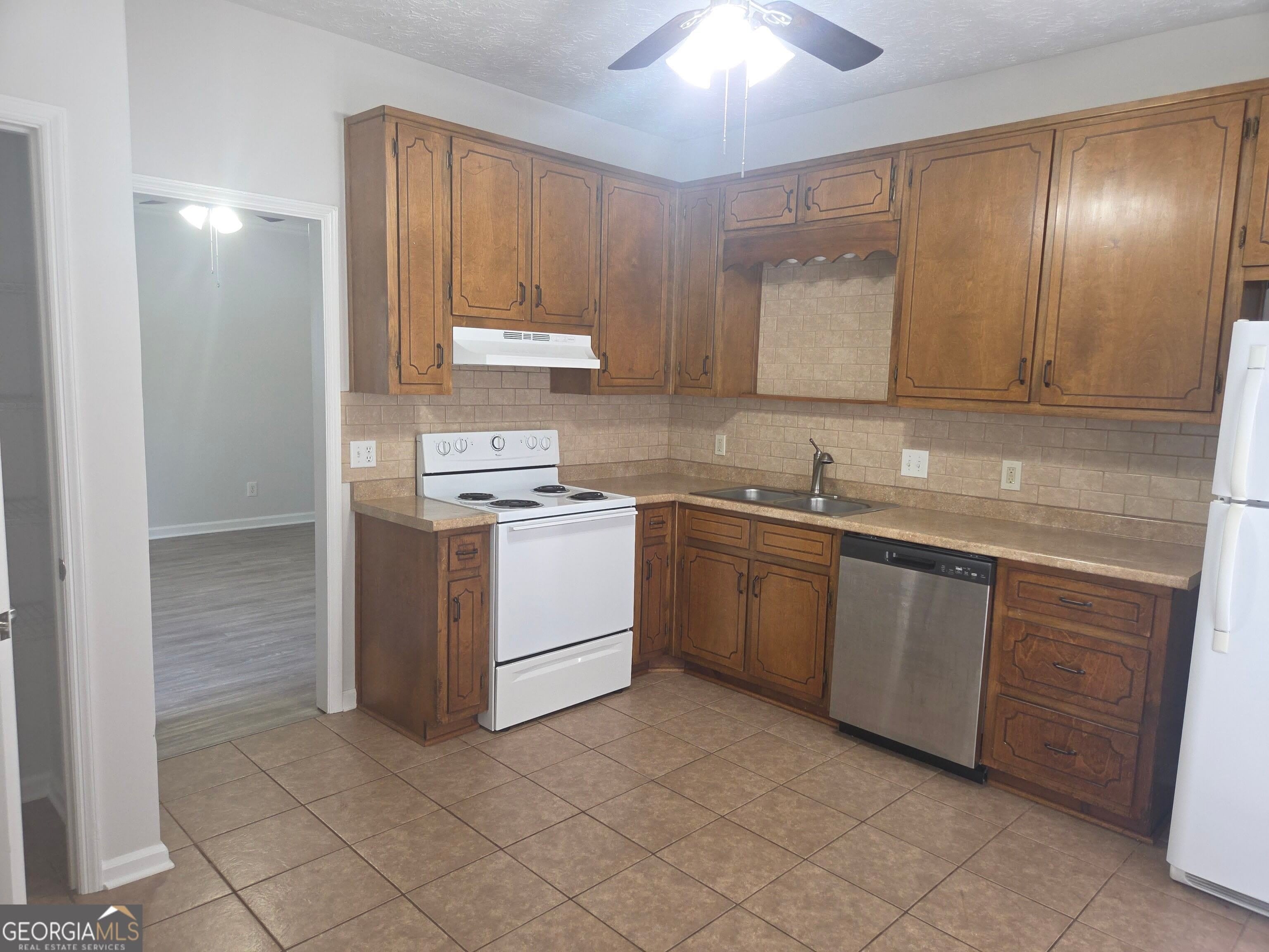 893 Ne Park Place – photo 3
