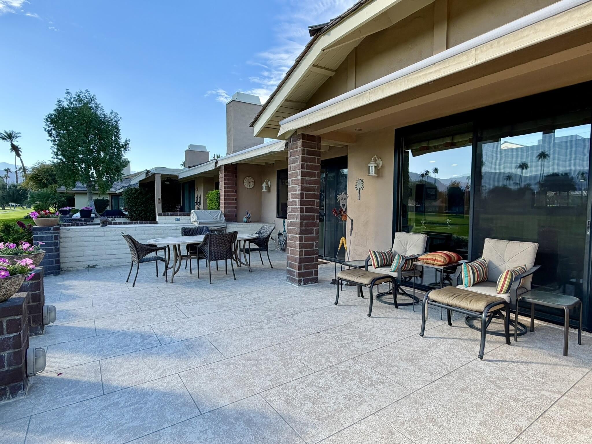 205 Las Lomas – photo 2