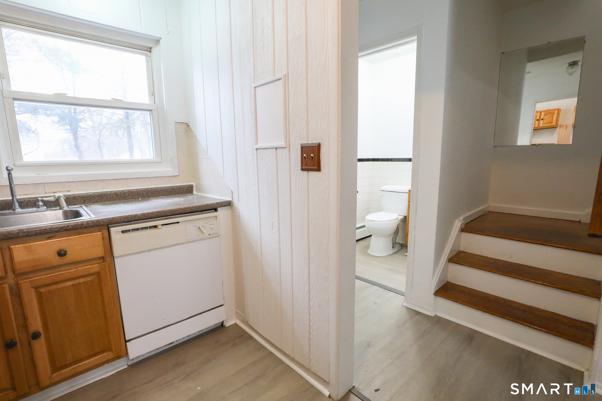 1 Camelot Drive – photo 4