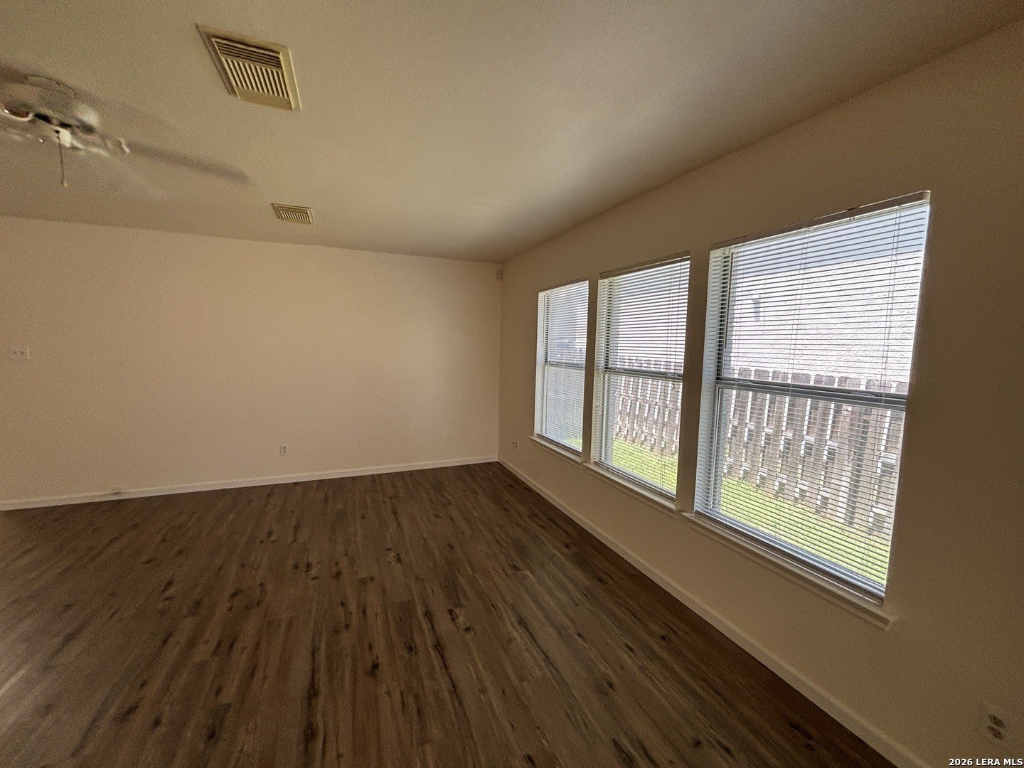 8214 CHESTNUT MANOR DR – photo 4