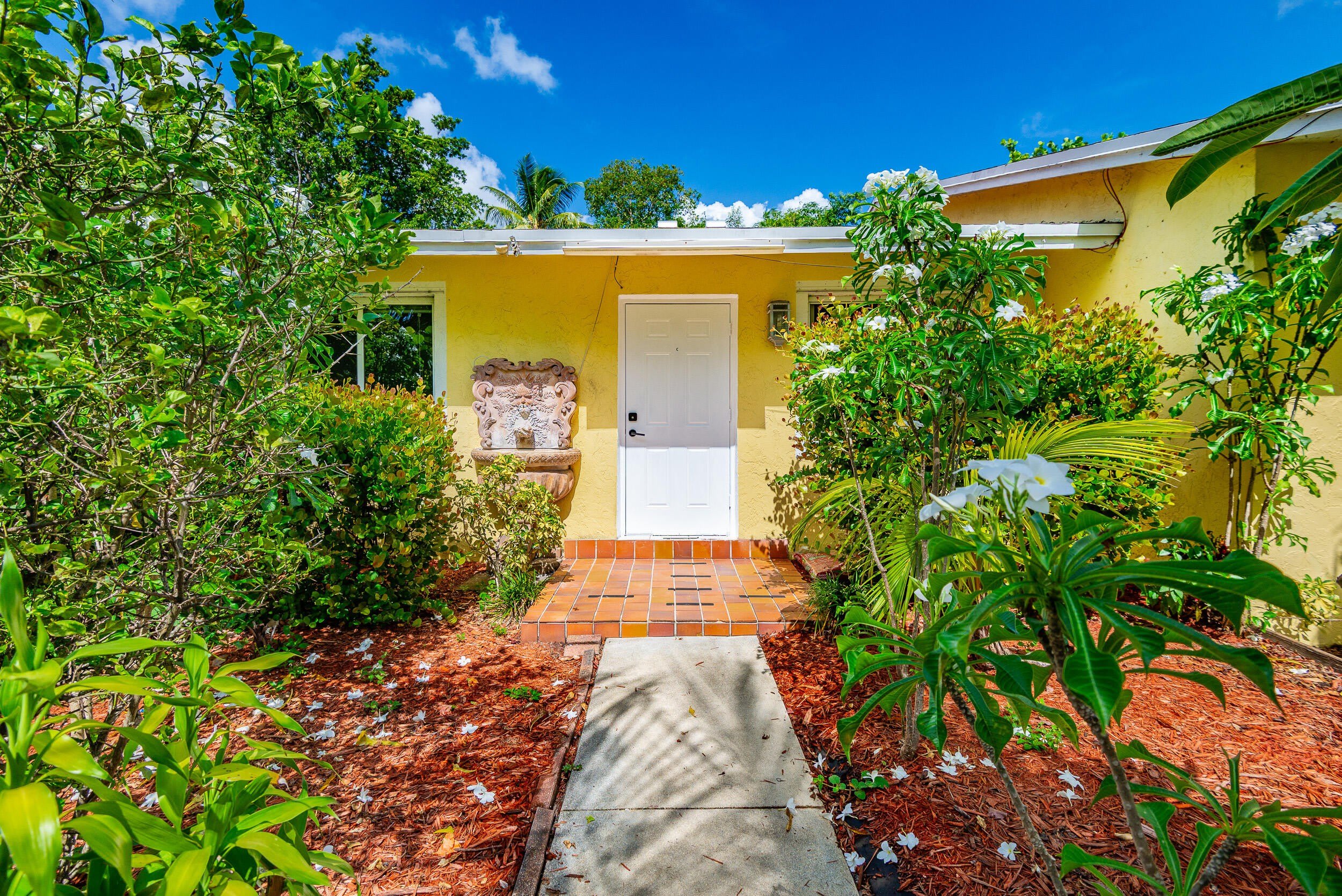 2501 TAYLOR Street – photo 1
