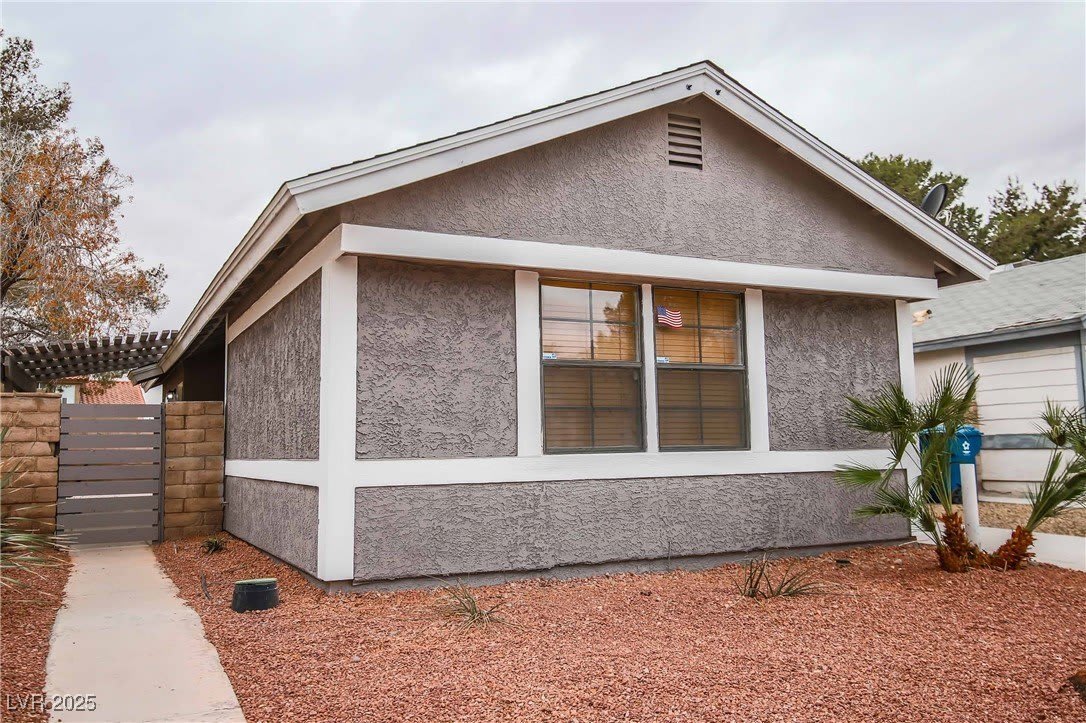7399 Topeka Drive – photo 1