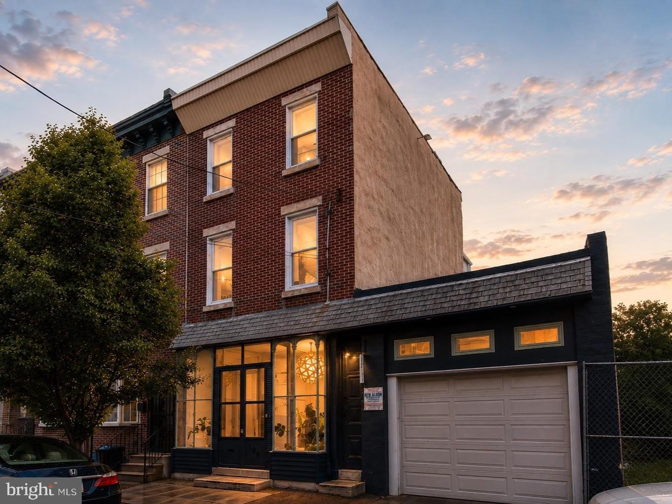 108 Richmond Street – photo 1