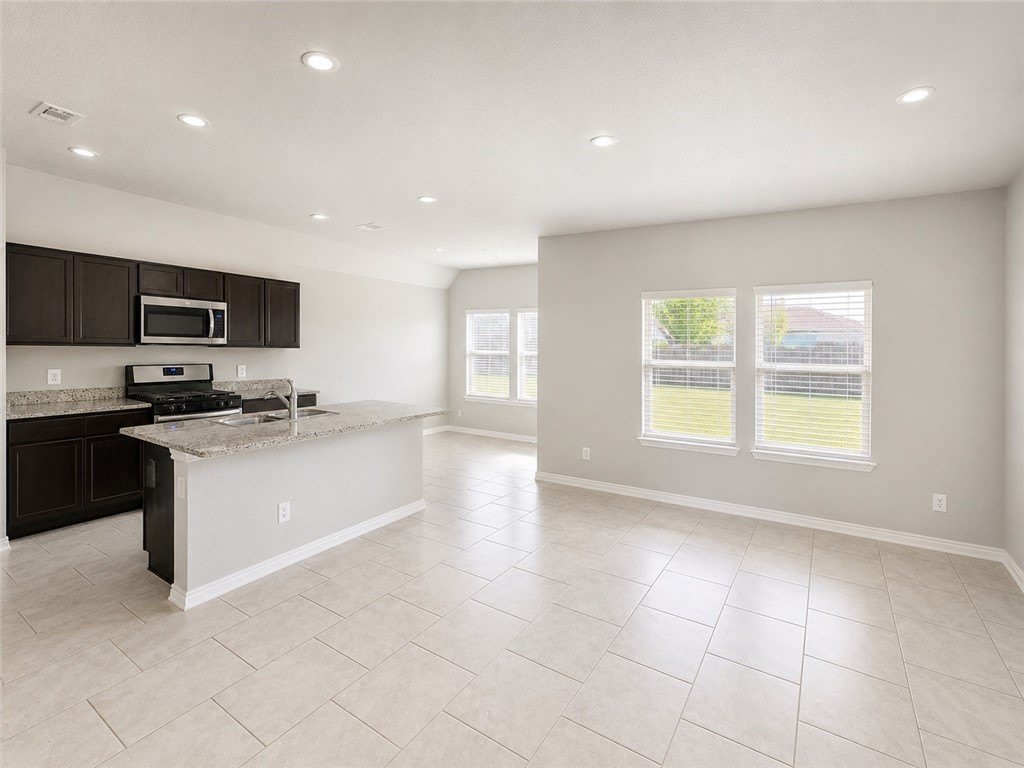 3922 Jayden Drive – photo 2