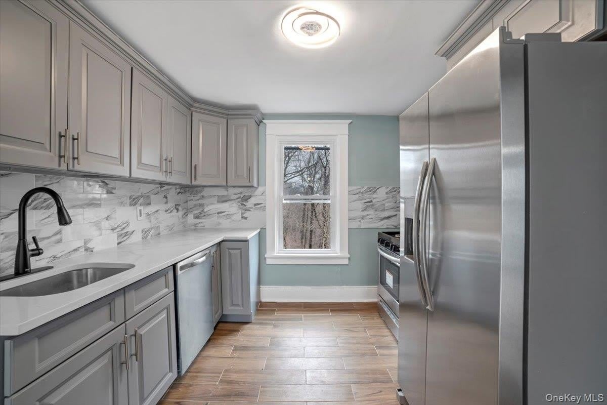 143 Chatterton Parkway – photo 2
