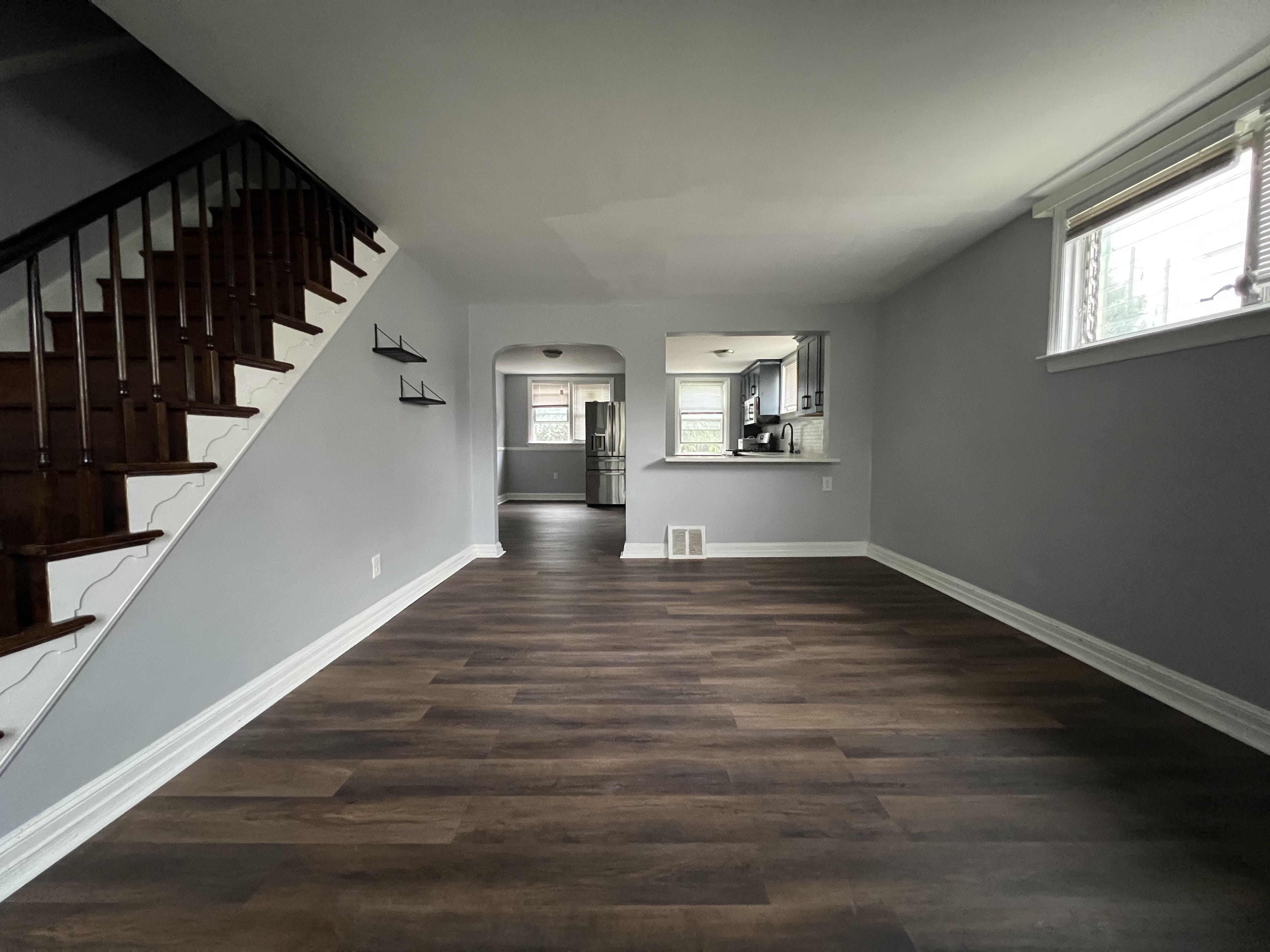 2219 Dermond Avenue – photo 1