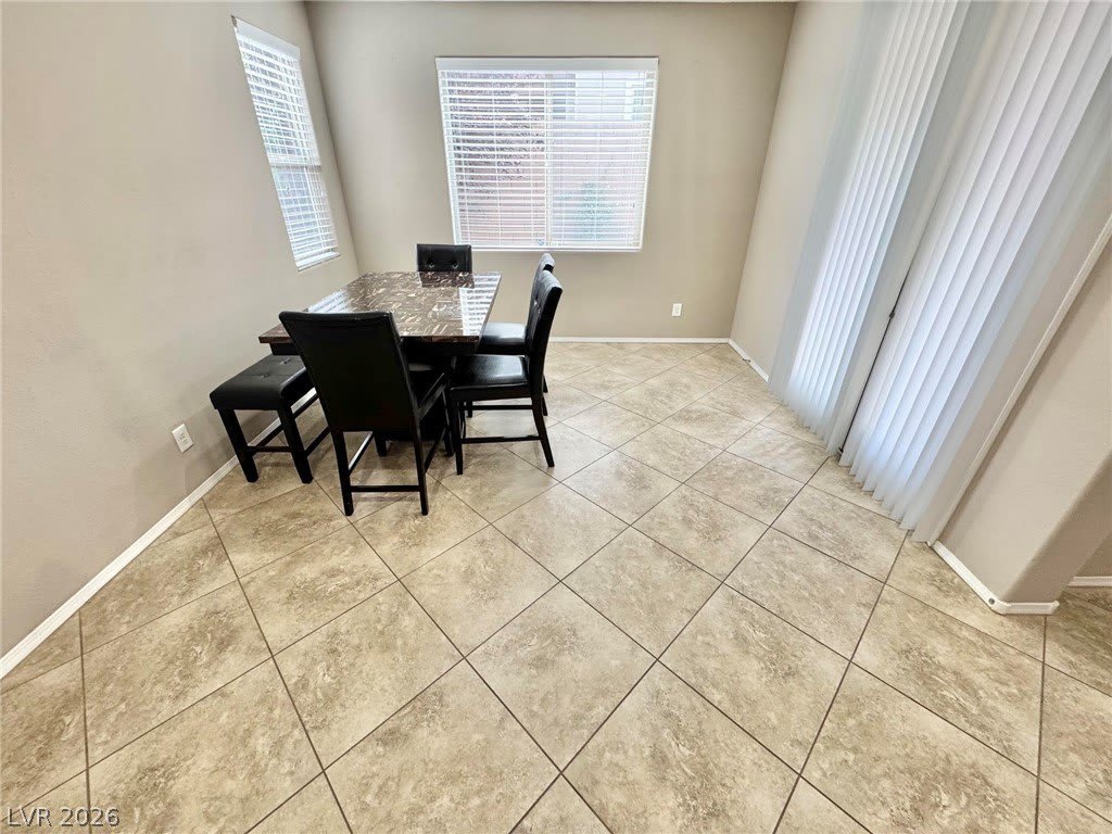 5861 Sleepy Willow Street – photo 5