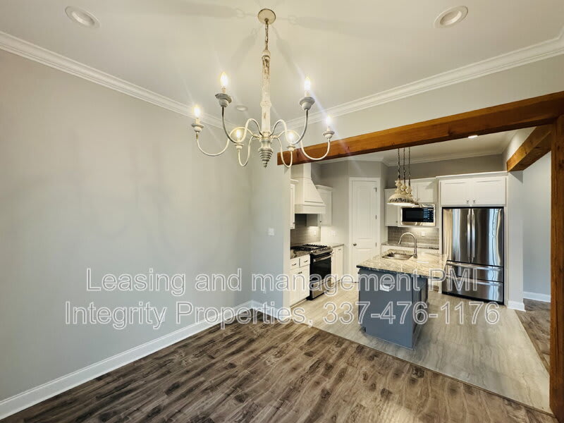 113 Oak Village Drive – photo 2