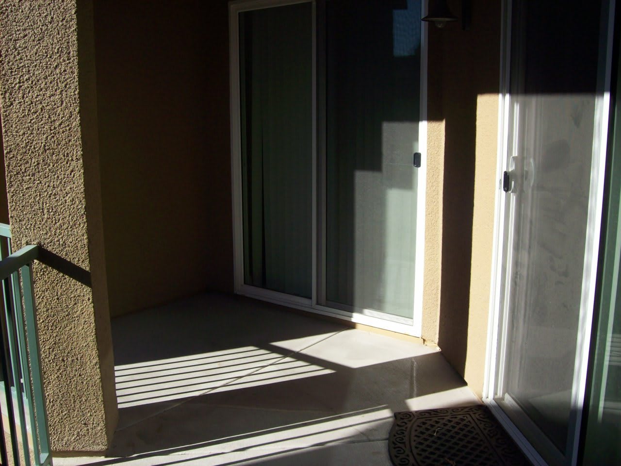 Upgraded 4th floor unit in upscale guard gated community just South of the Strip – photo 5