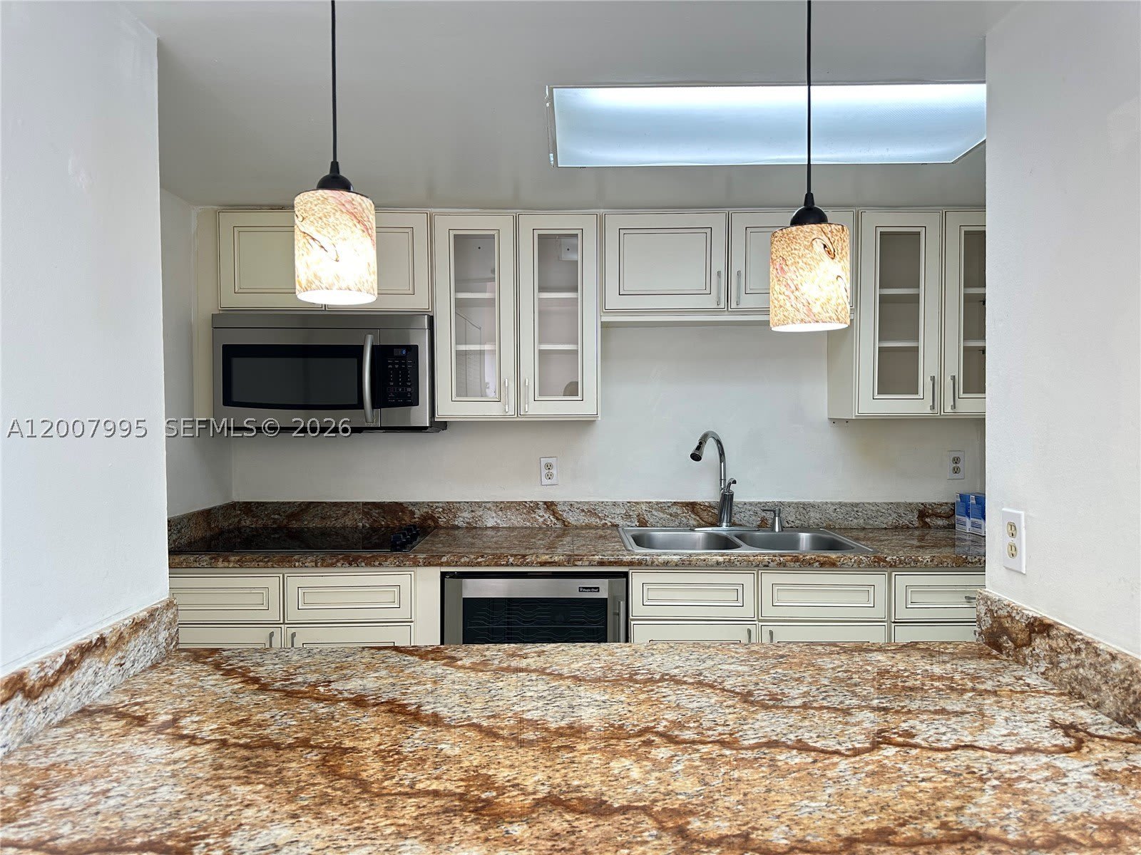802 NW 87th Ave – photo 4