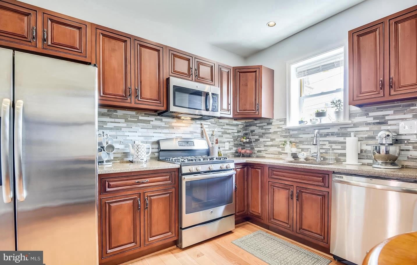 119 N BELNORD Avenue – photo 3