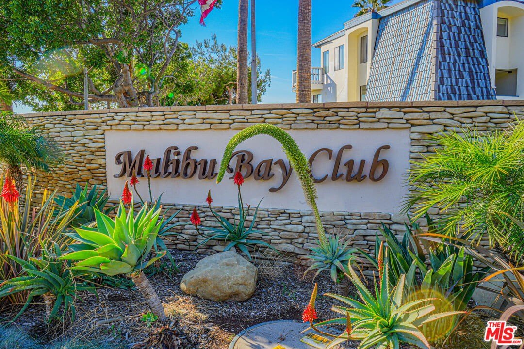 11874 Coral Reef Ln – photo 2
