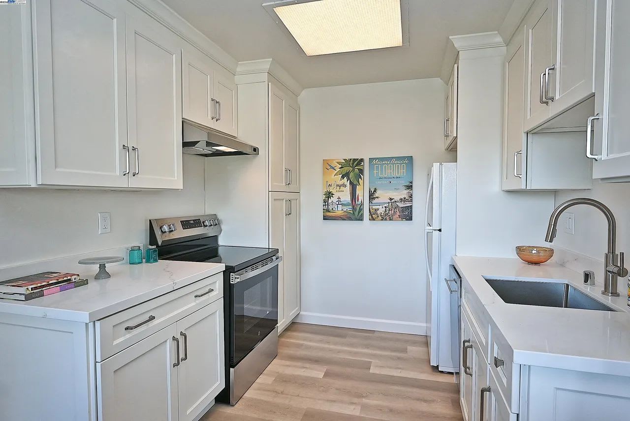 2031 Otis Dr # H – photo 5