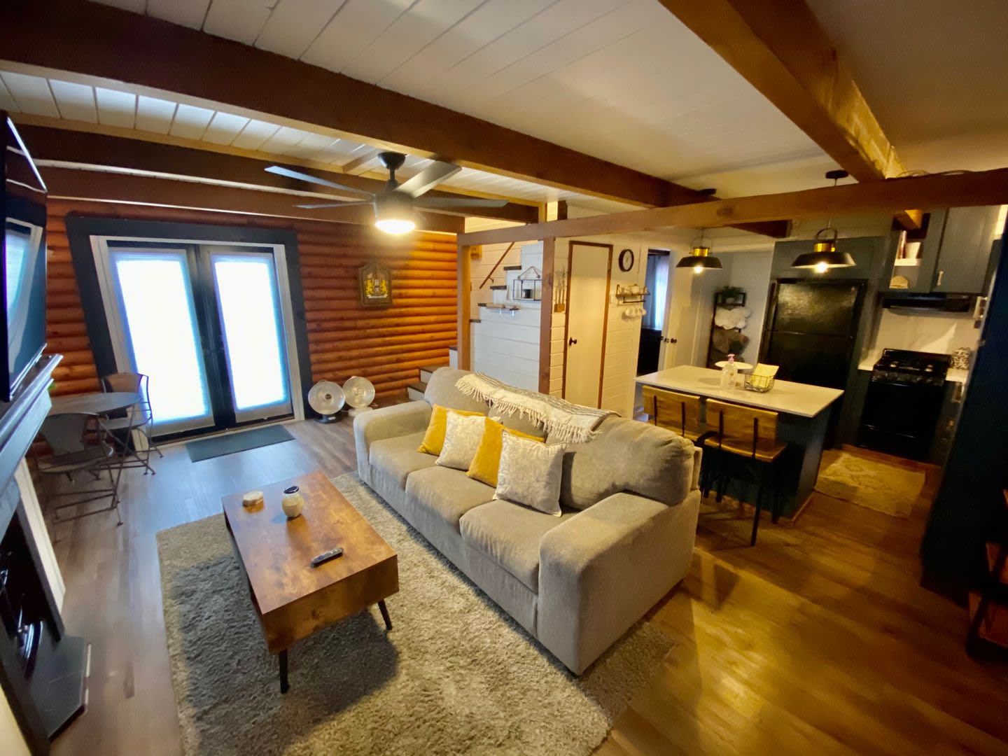 Lovely 3Bd Cabin Style Furnished Home Avail For A Seasonal Lease Starting 5 15 26 Call To Inquire Today – photo 3