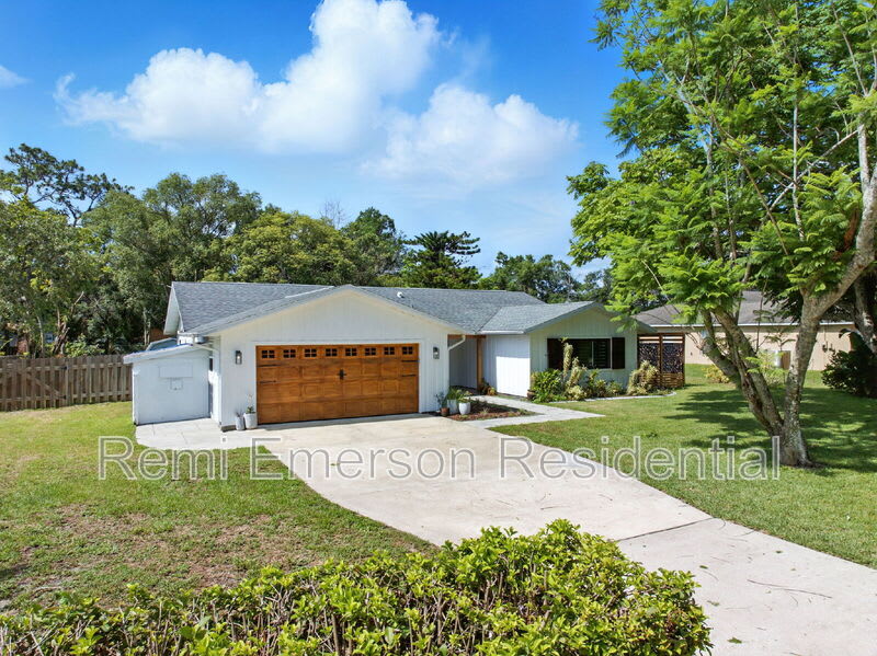 914 Houston Street – photo 2