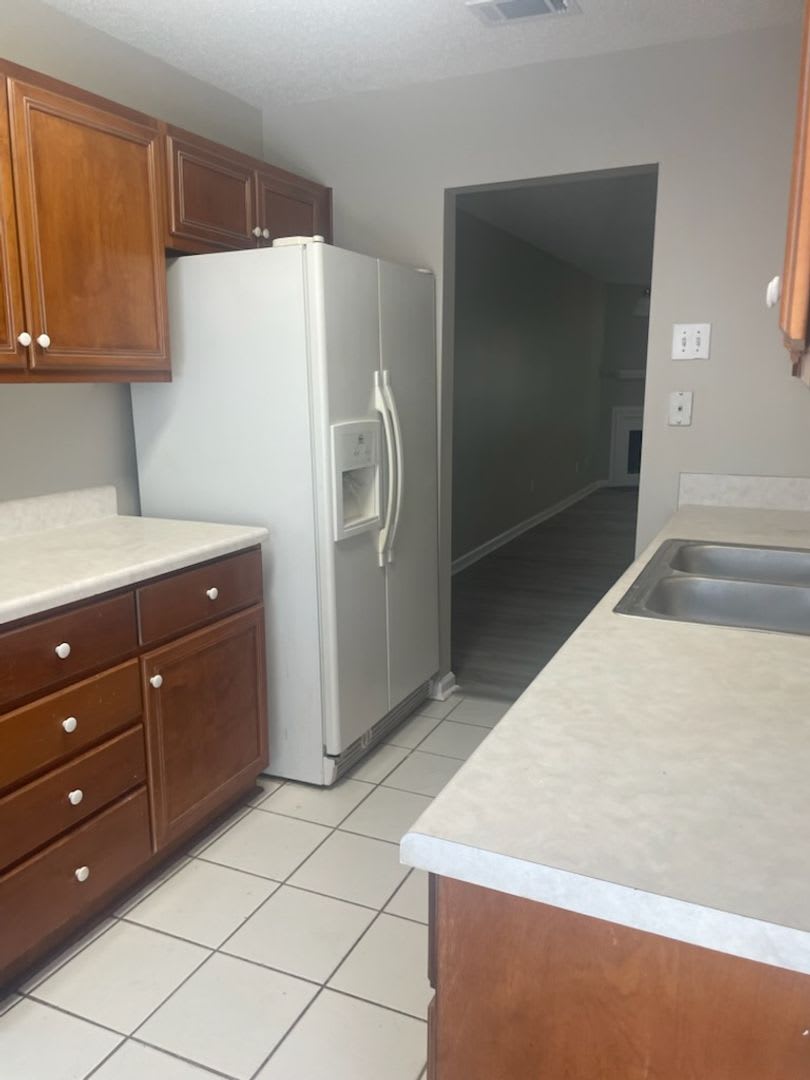 WEST AUGUSTA MEDICAL COMMUNITY TOWNHOME-WOW – photo 2