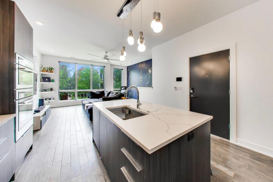 3740 N Clifton – photo 3