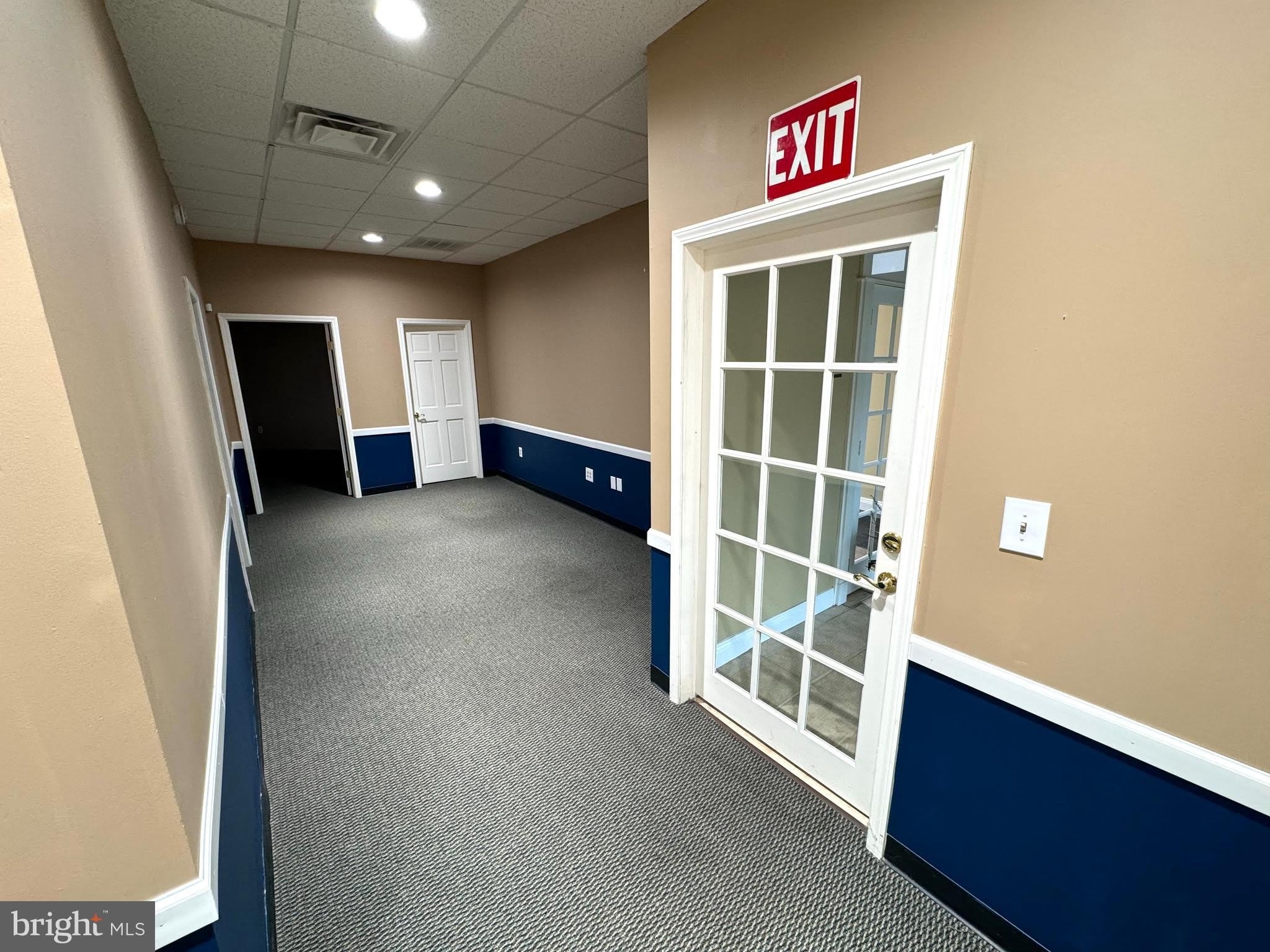 351 W MAIN Street – photo 4