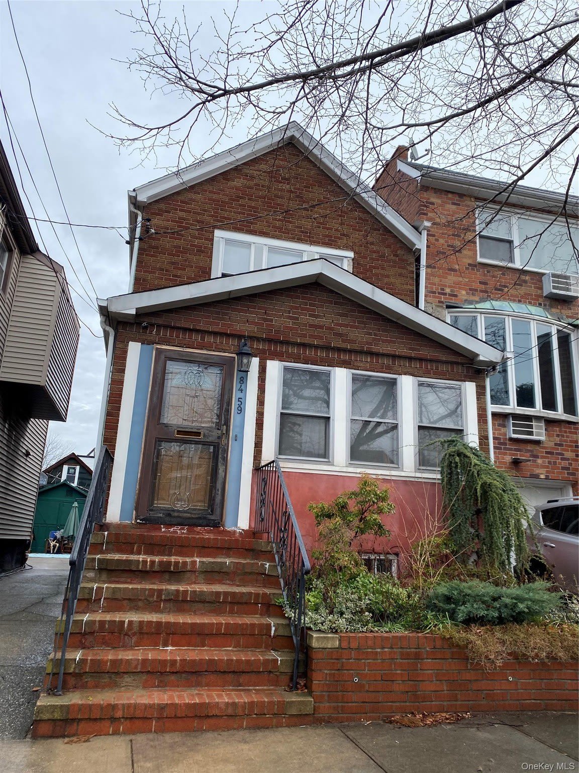 84 59 126Th Street – photo 1