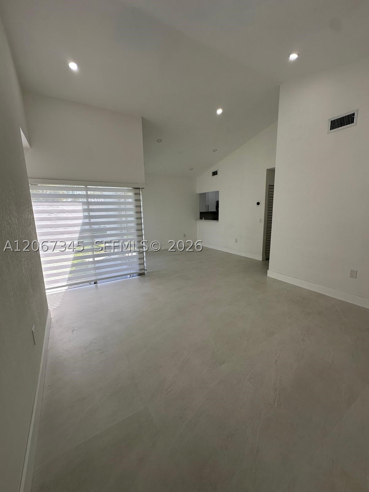 20926 SW 124th Ave Rd – photo 3