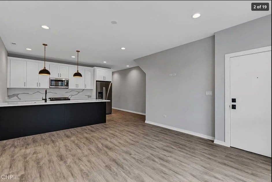 4917 S Champlain Avenue – photo 2