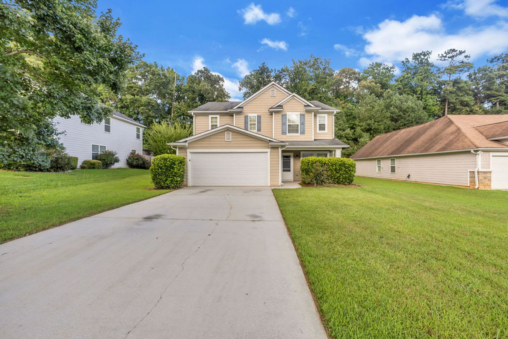 PRICE DROP!!! 3 BEDROOM 2.5 BATH SOUTH FULTON HOME!! – photo 1