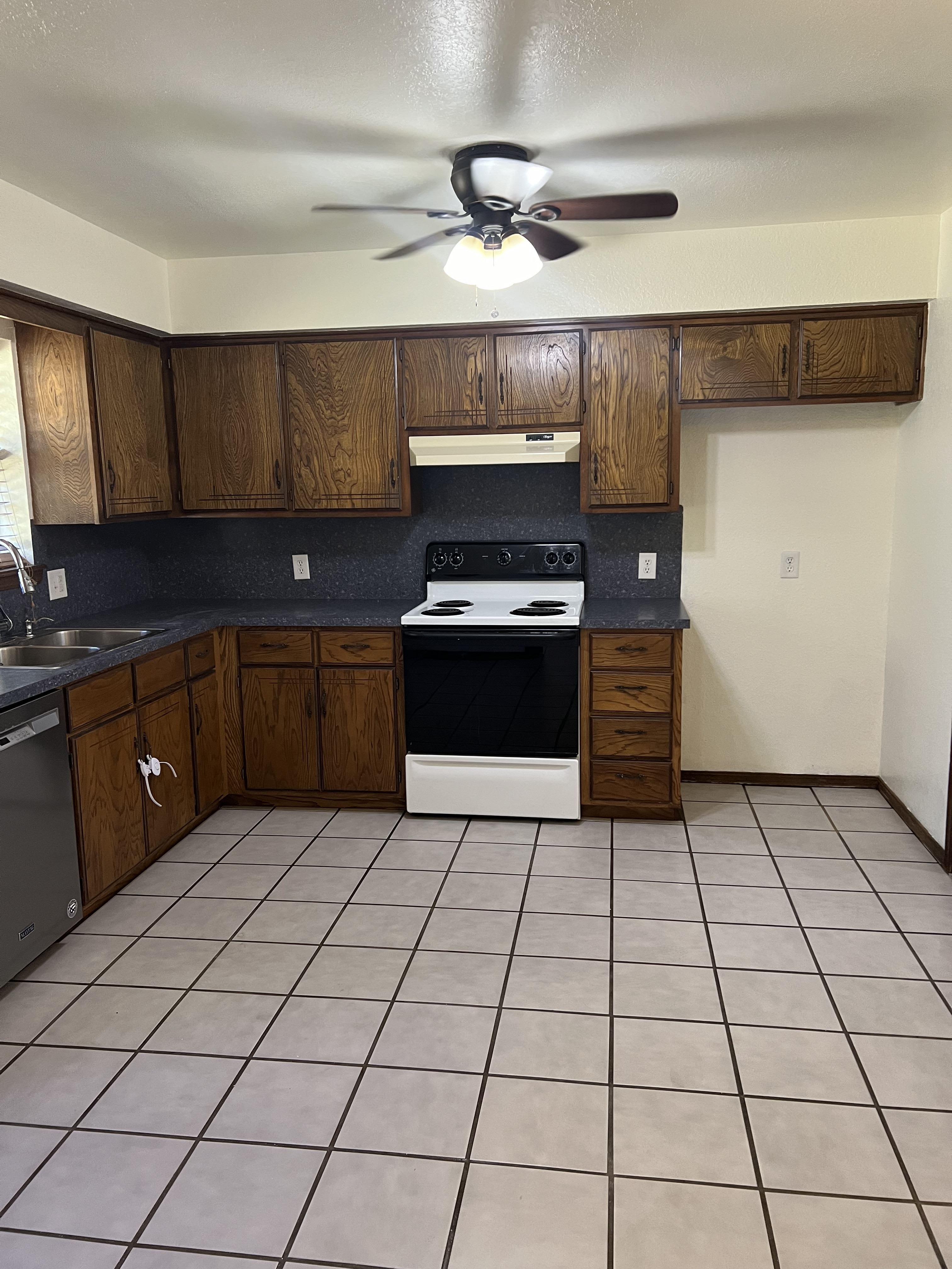 514 Lisa Ln – photo 5