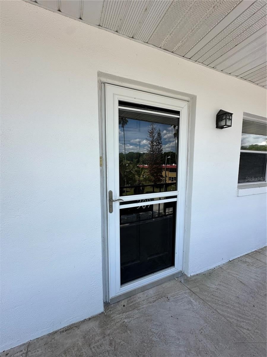 100 EL CAMINO Drive – photo 4
