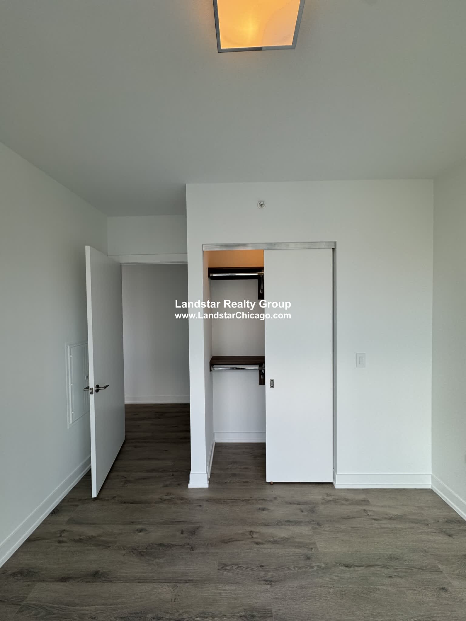 204 W Hill St – photo 3