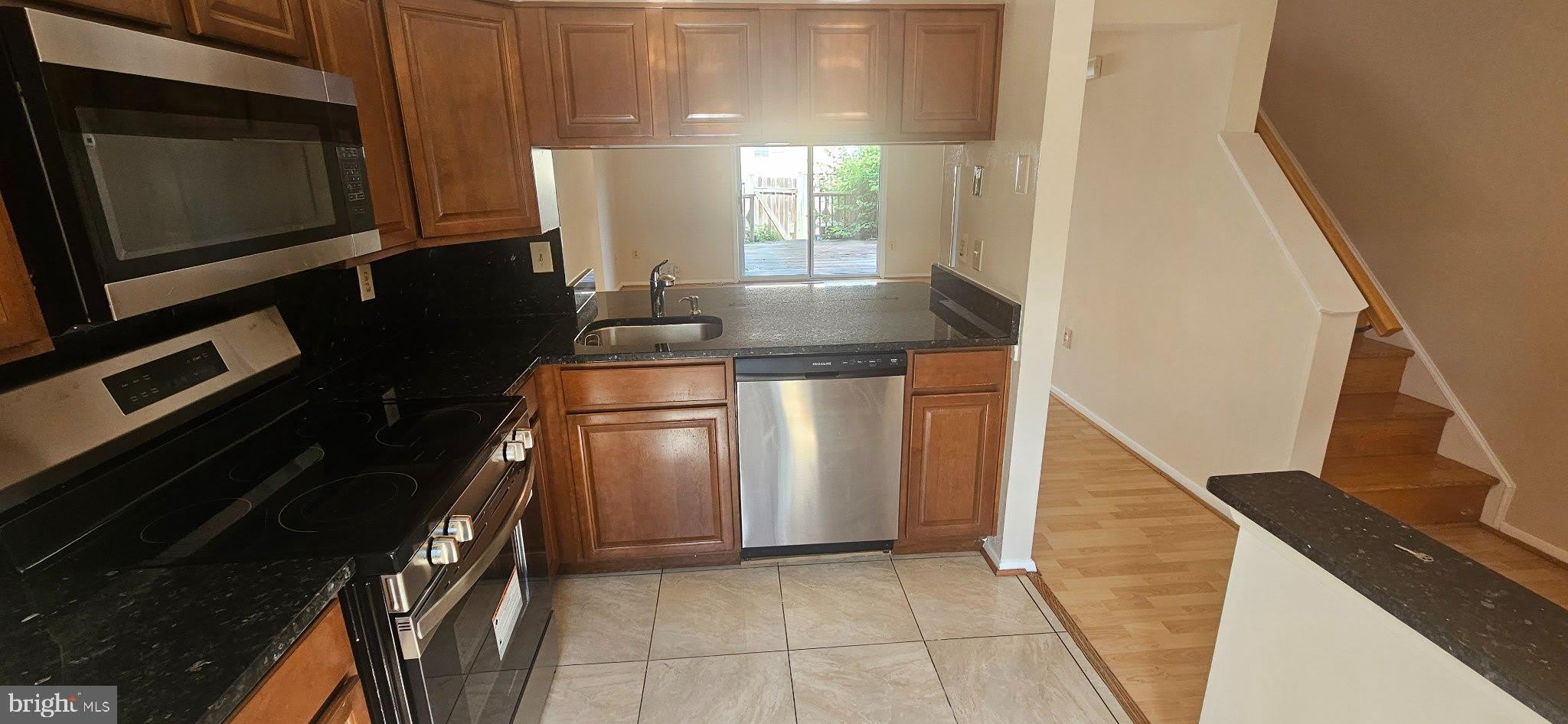 23 CROSS RIDGE Court – photo 4
